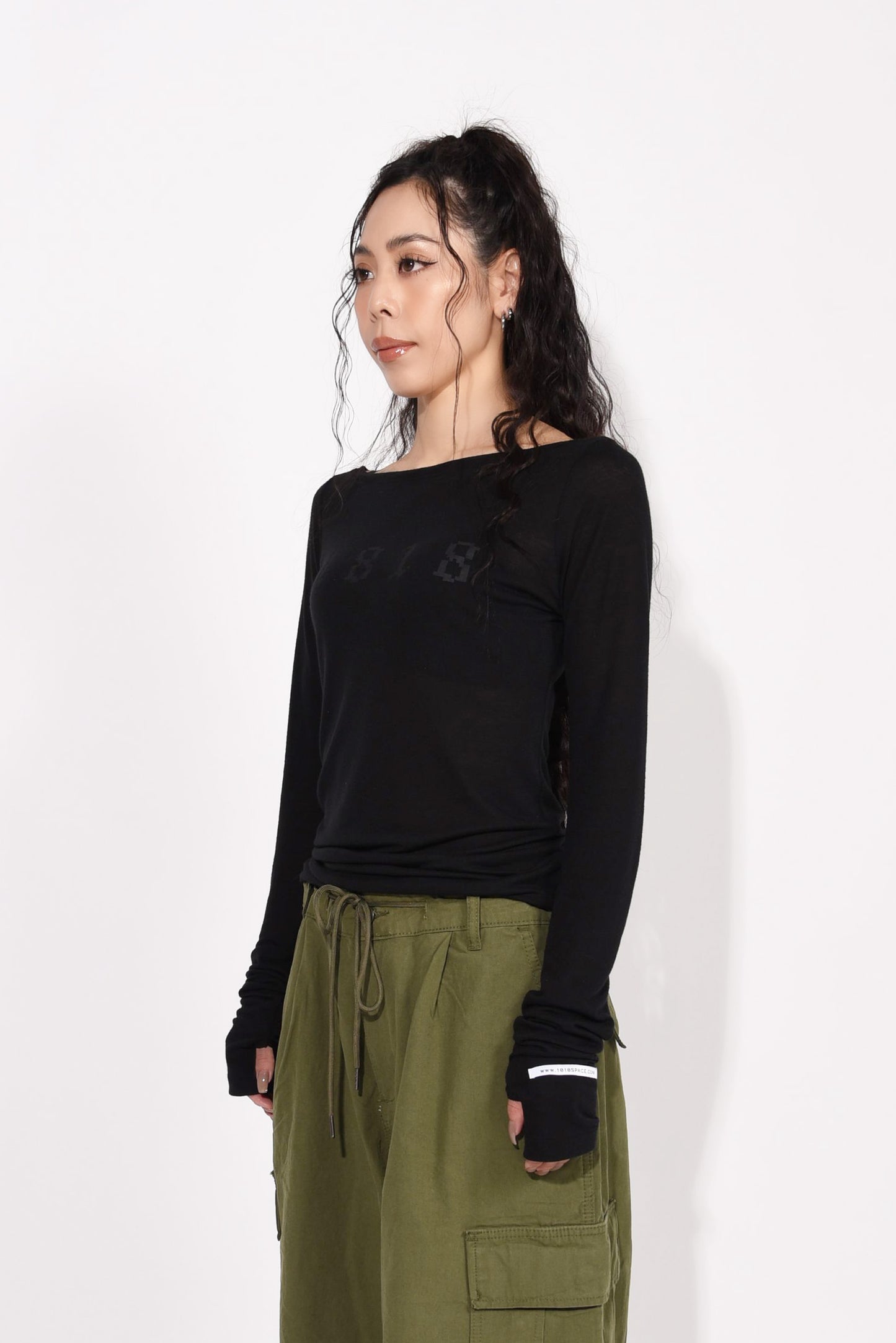 LOGO SEETHROGH CUTSEW black