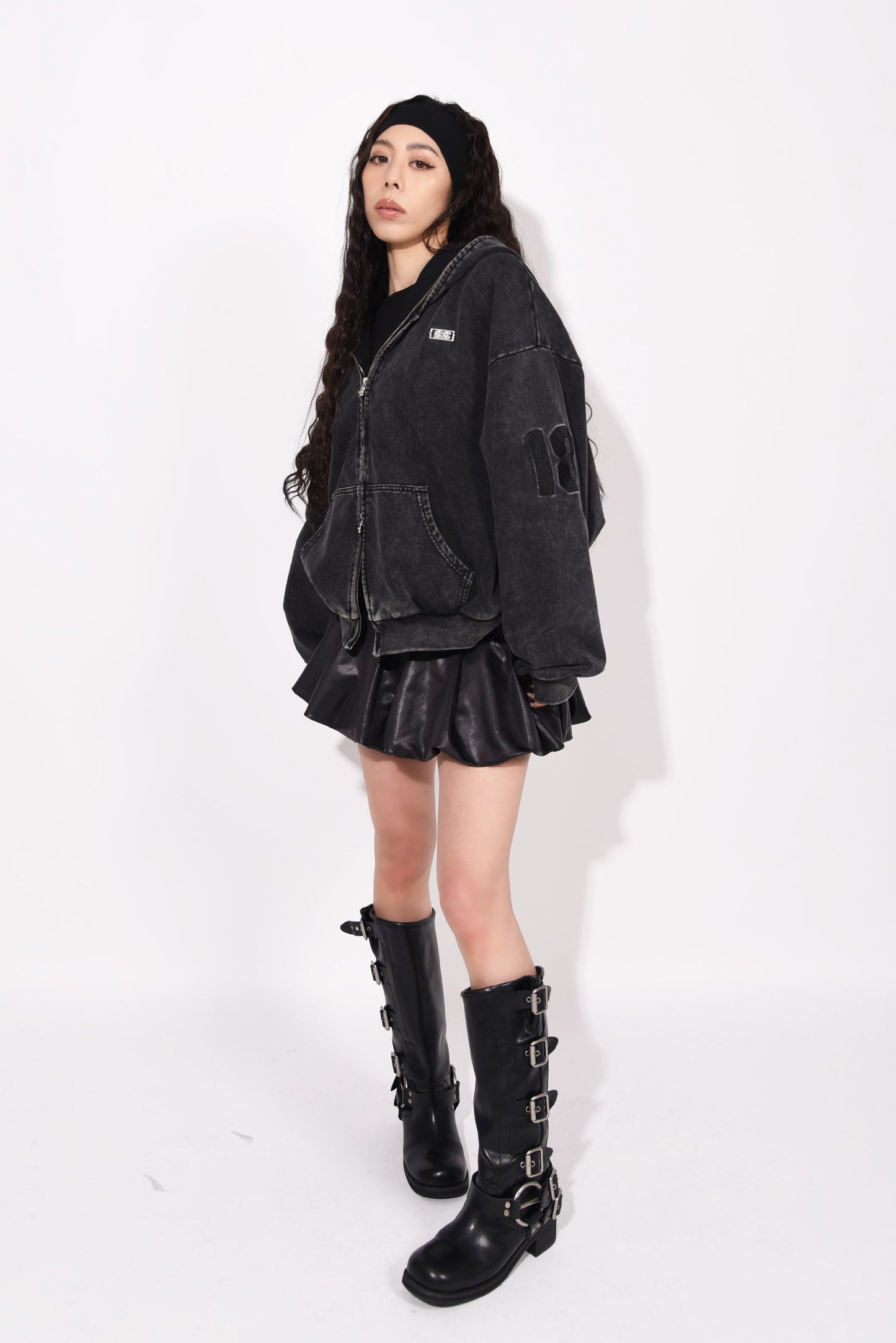SYMBOL LOGO ZIP HOODIE black