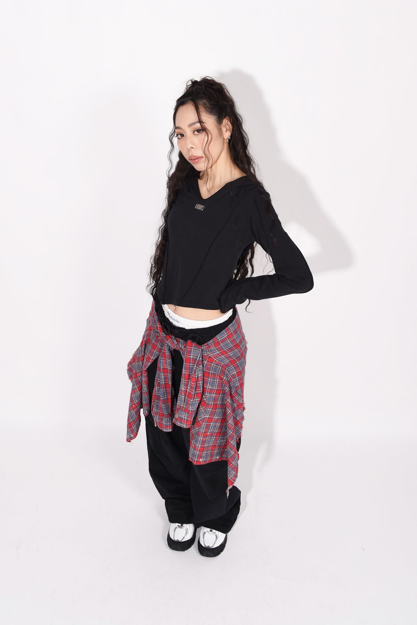 1818 HEM CUTSEW black