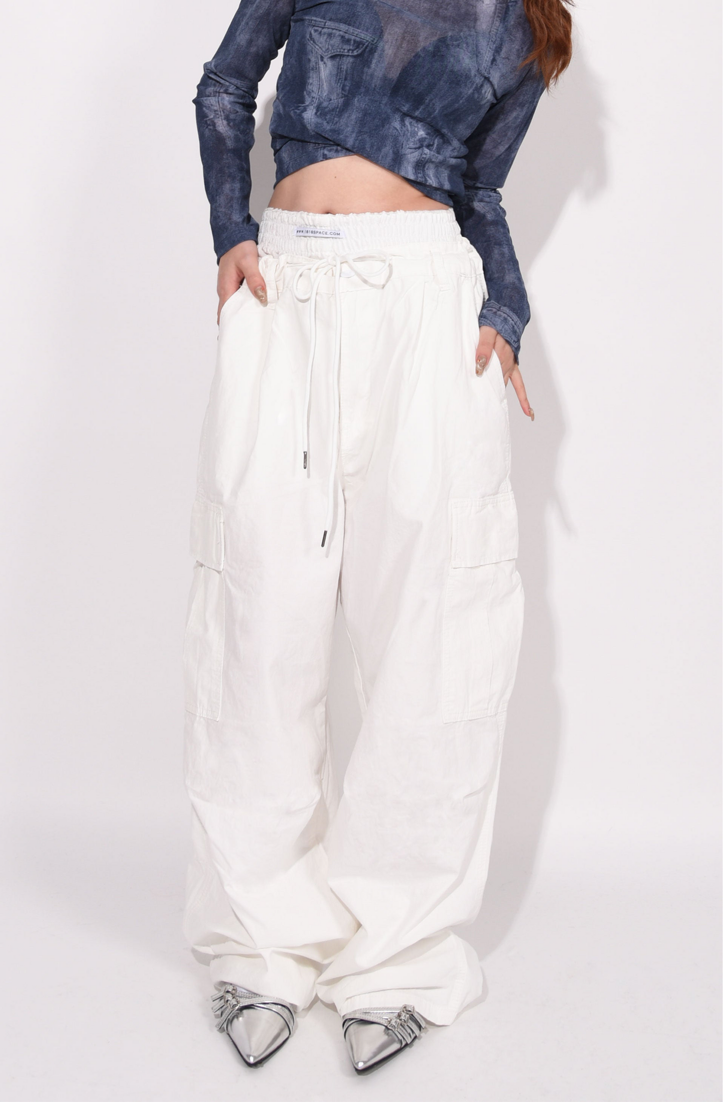 CARGO PANTS white