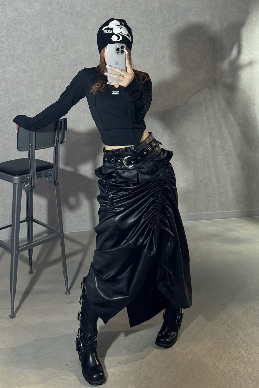 FAKE LEATHER GATHER SKIRT black