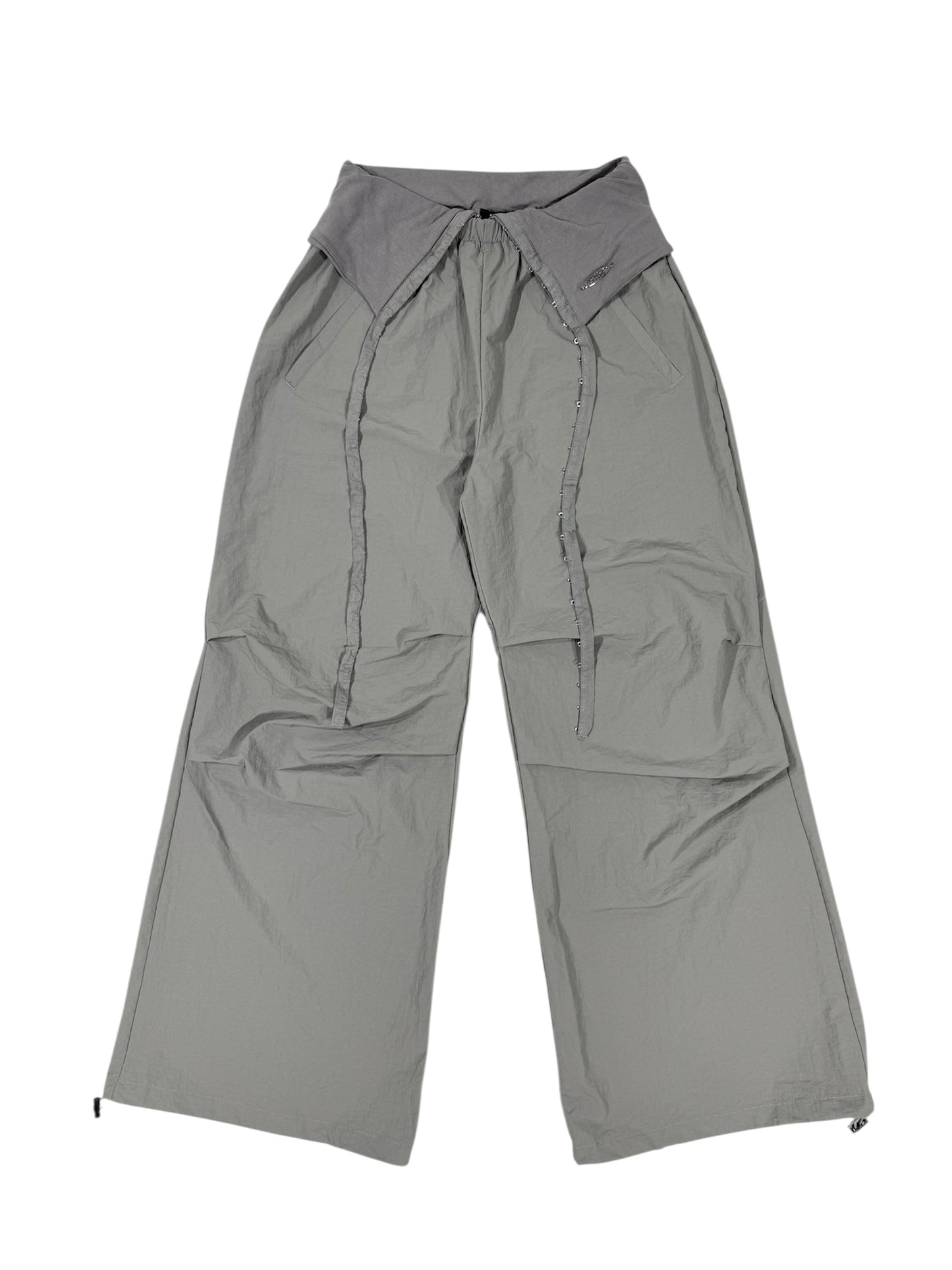 HOOK GATHER NYLON PANTS gray