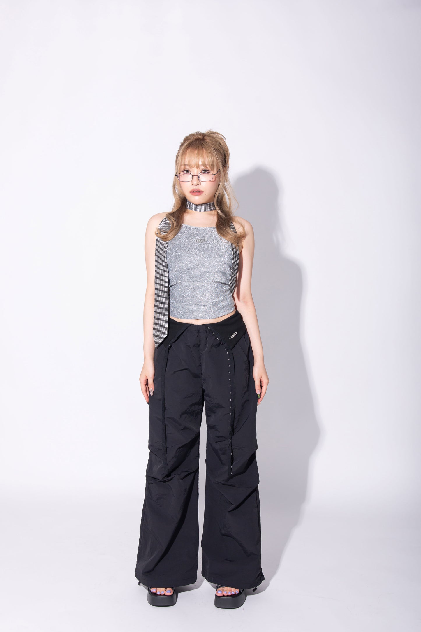 HOOK GATHER NYLON PANTS black