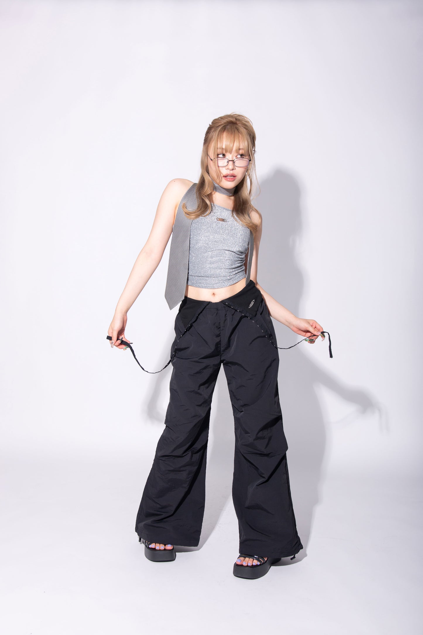 HOOK GATHER NYLON PANTS black