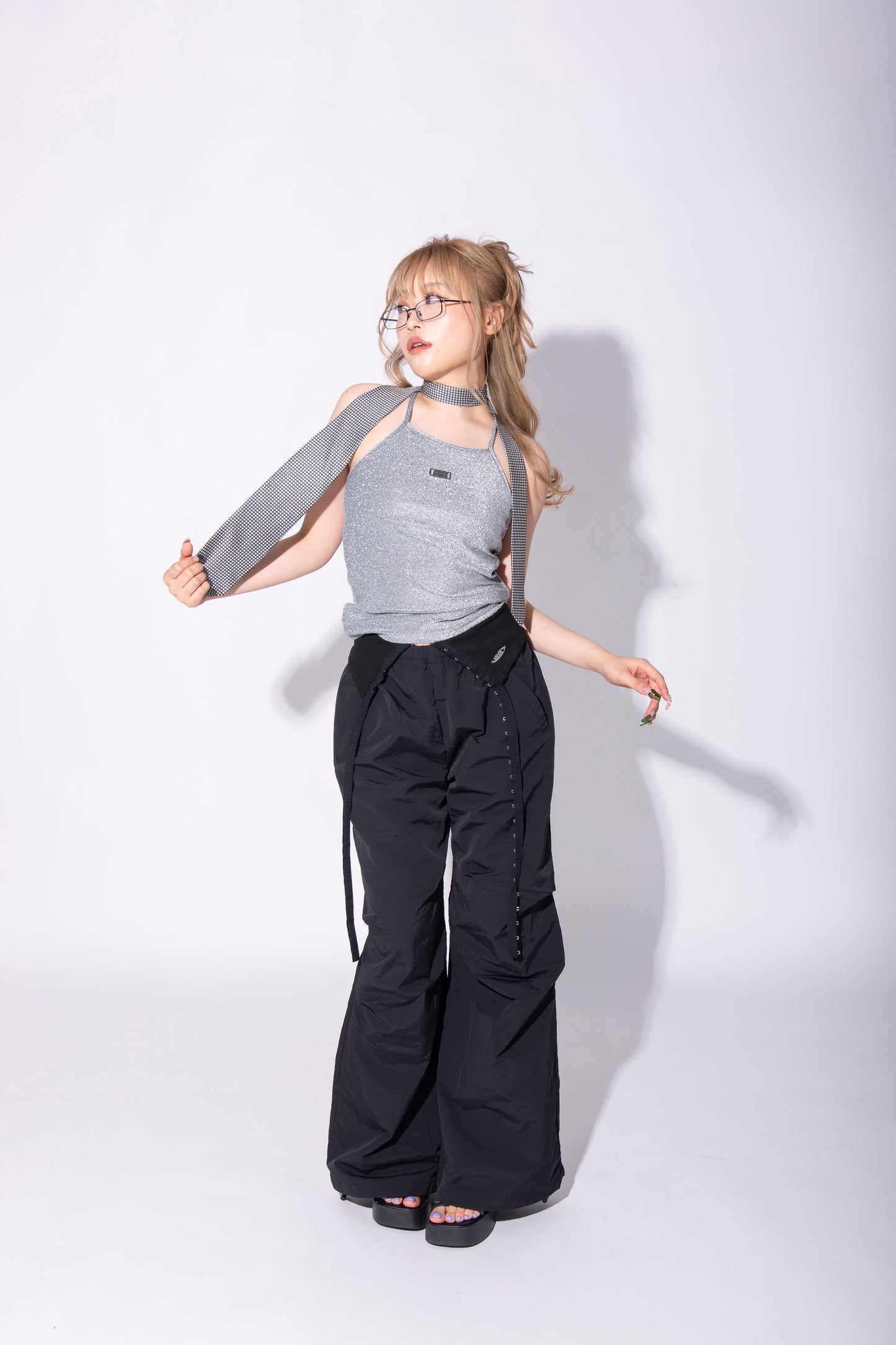 HOOK GATHER NYLON PANTS black