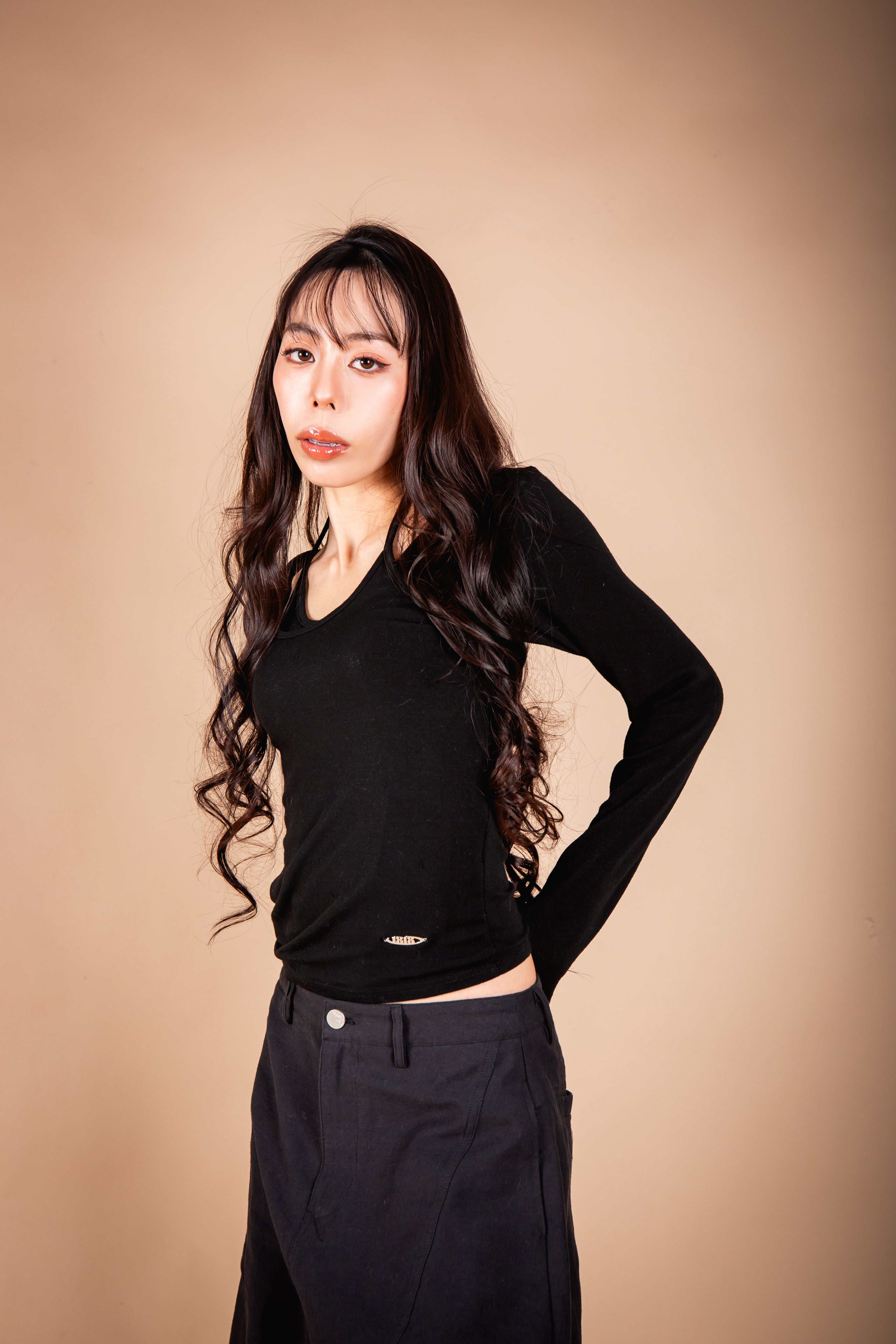LAYERED CUTSEW black – 1818