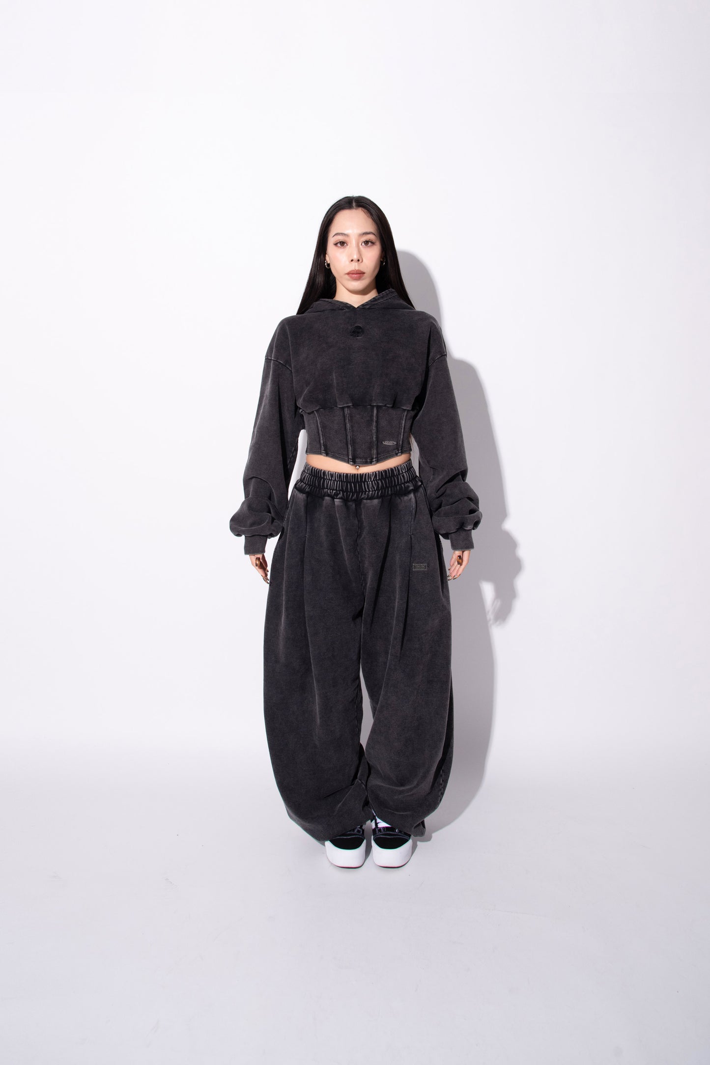 VOLUME SWEAT PANTS black