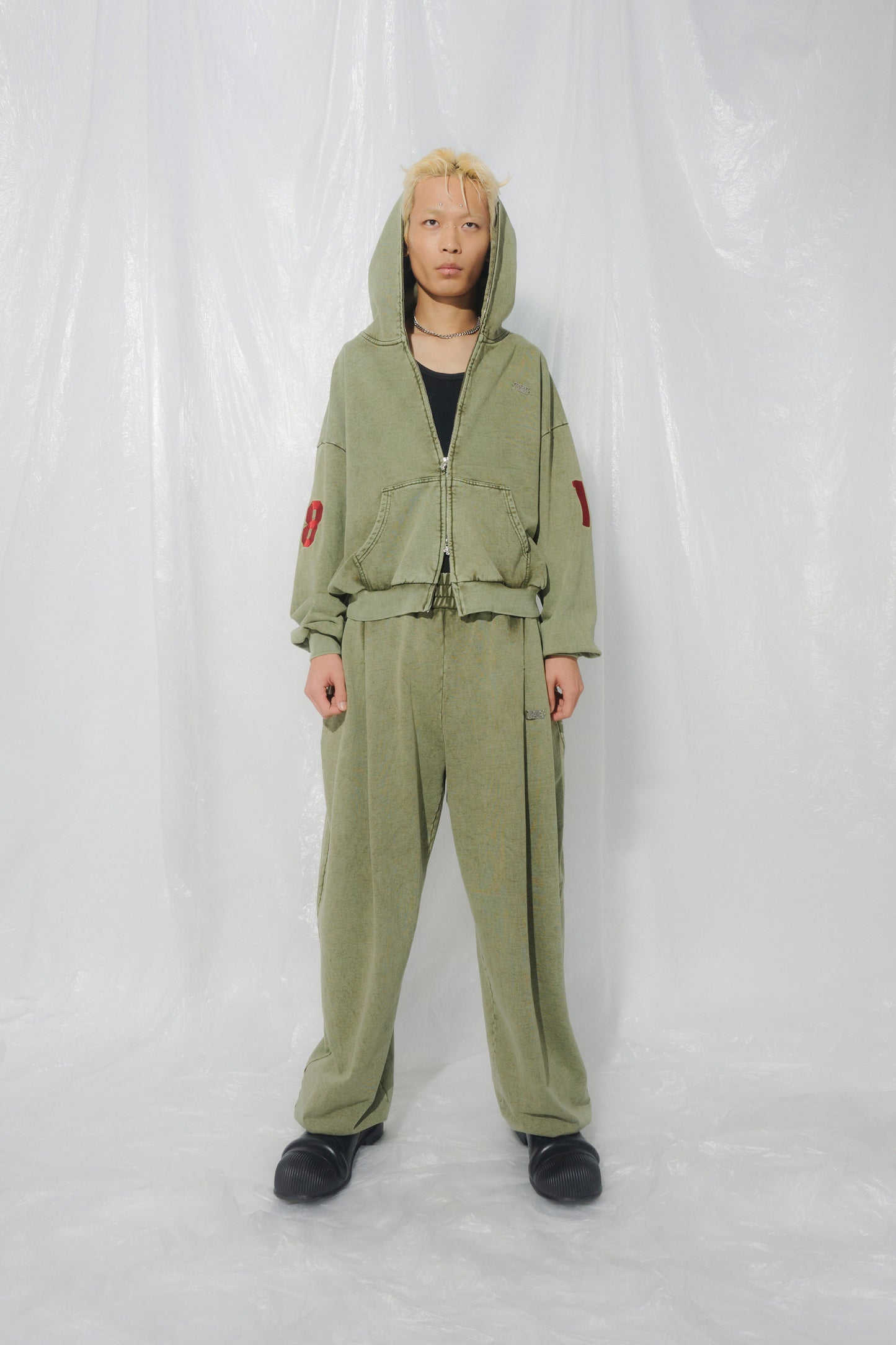 VOLUME SWEAT PANTS khaki