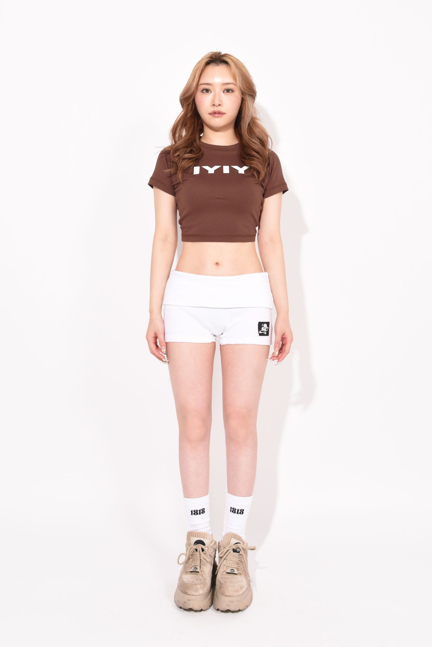 DAMAGE HOT PANTS white