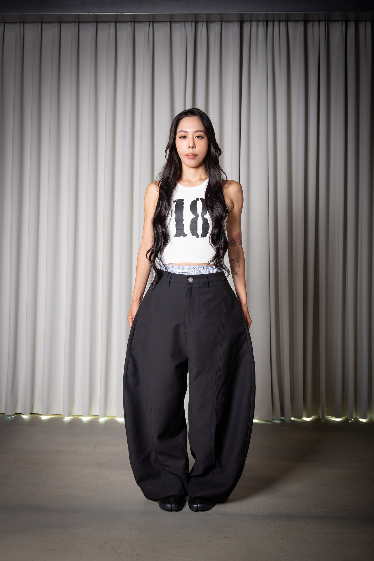 BAGGY PANTS black