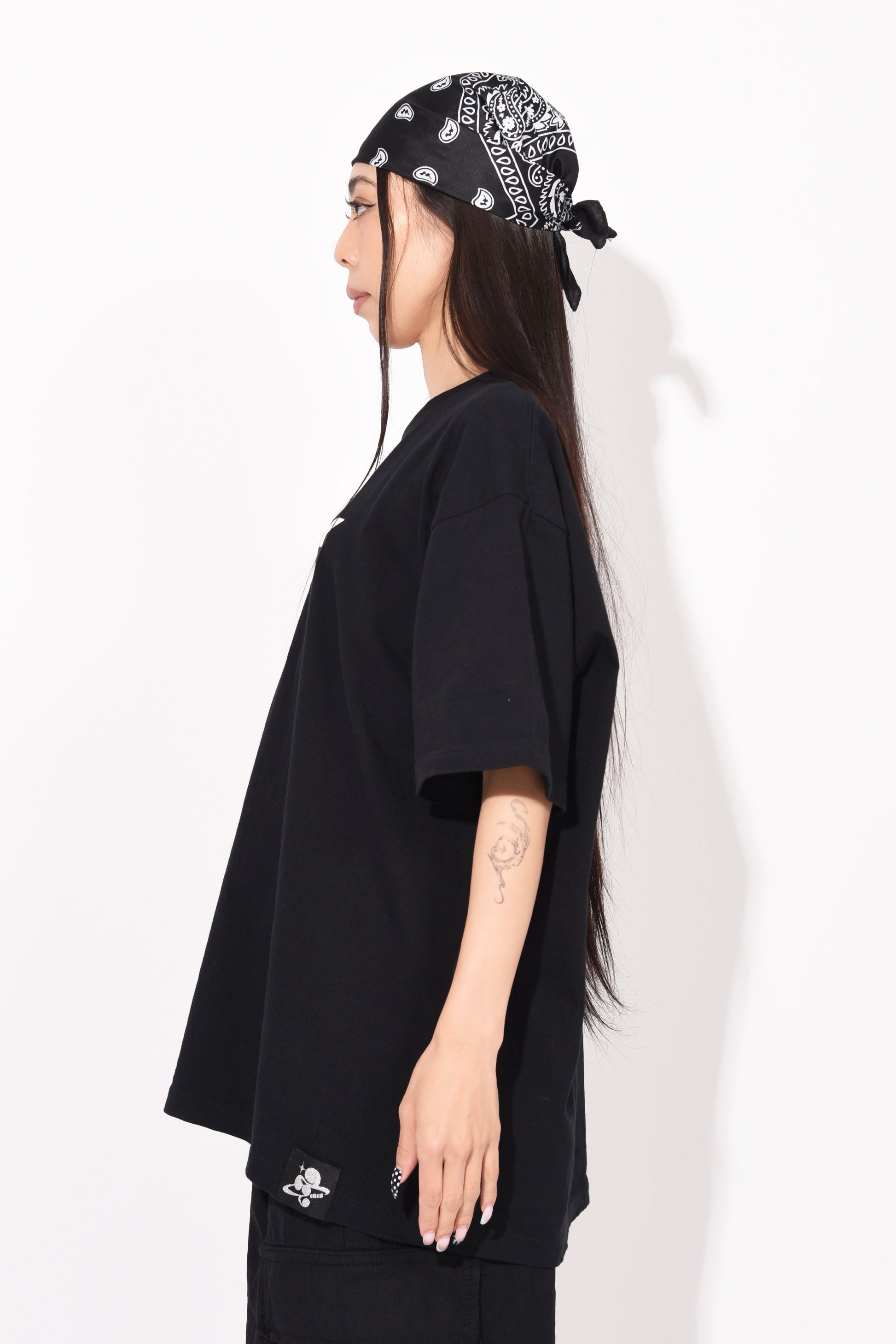 IYIY T-SHIRT black
