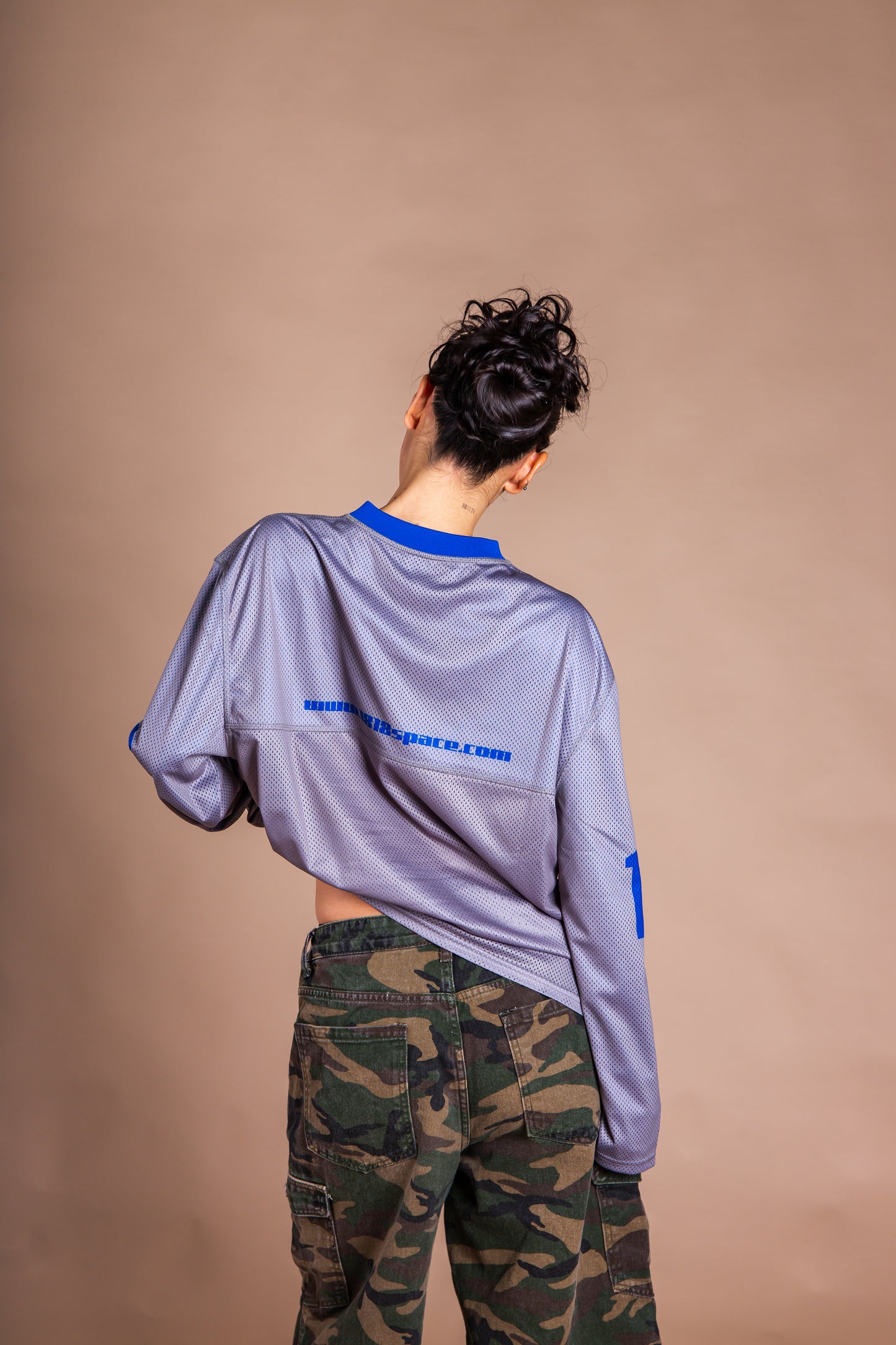 MESH TEAM L/S TEE gray