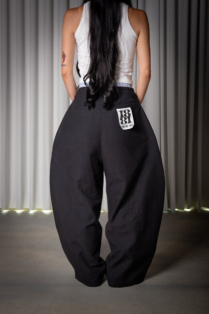 BAGGY PANTS black