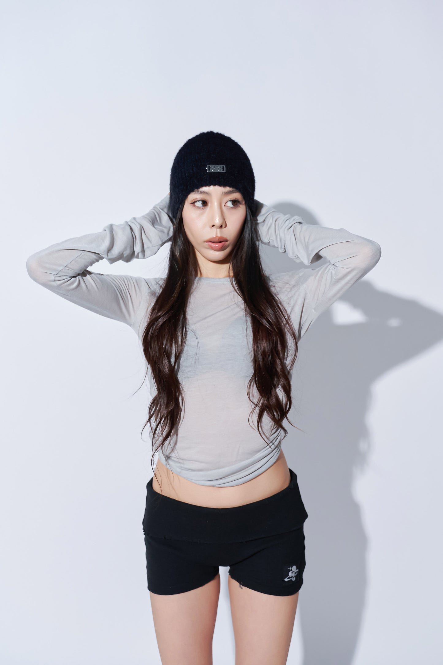 1818 SHAGGY BEANIE black