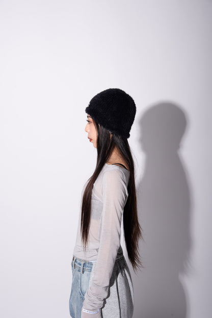 1818 SHAGGY BEANIE black