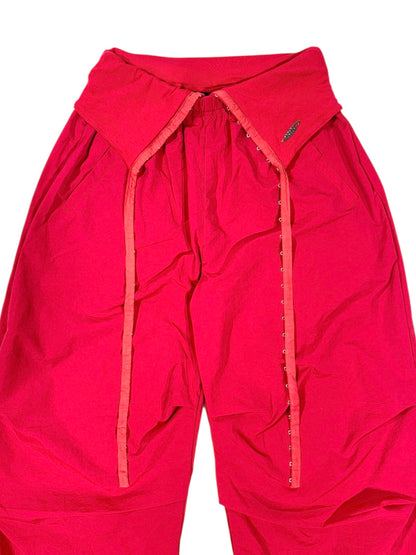 HOOK GATHER NYLON PANTS red
