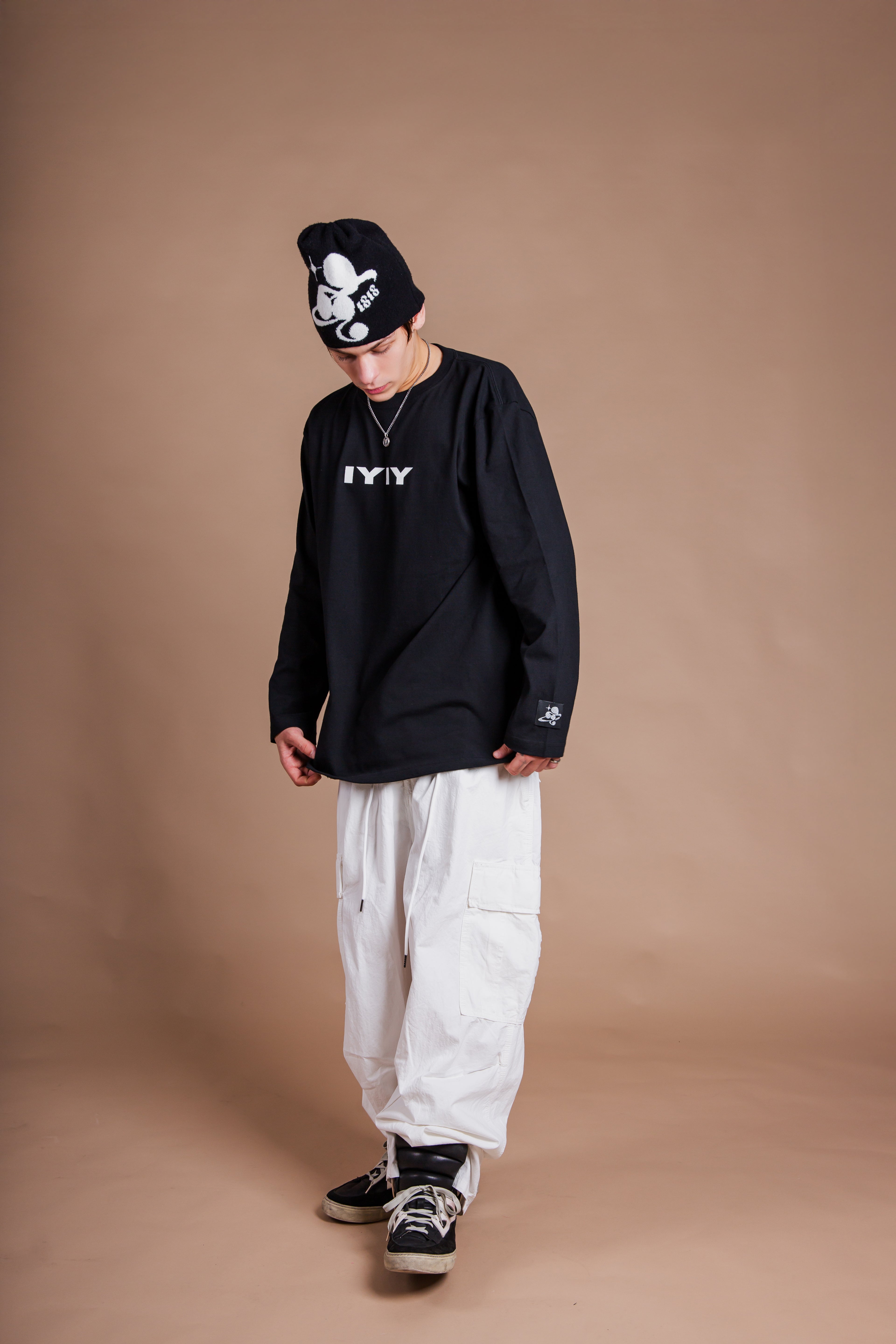IYIY L/S TEE – 1818