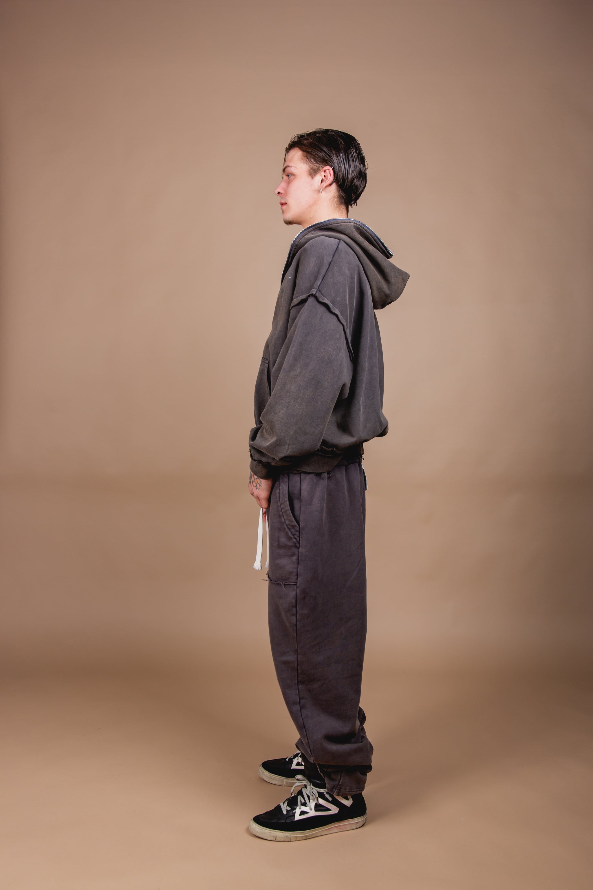 WASHED DOUBLE ZIP HOODIE black