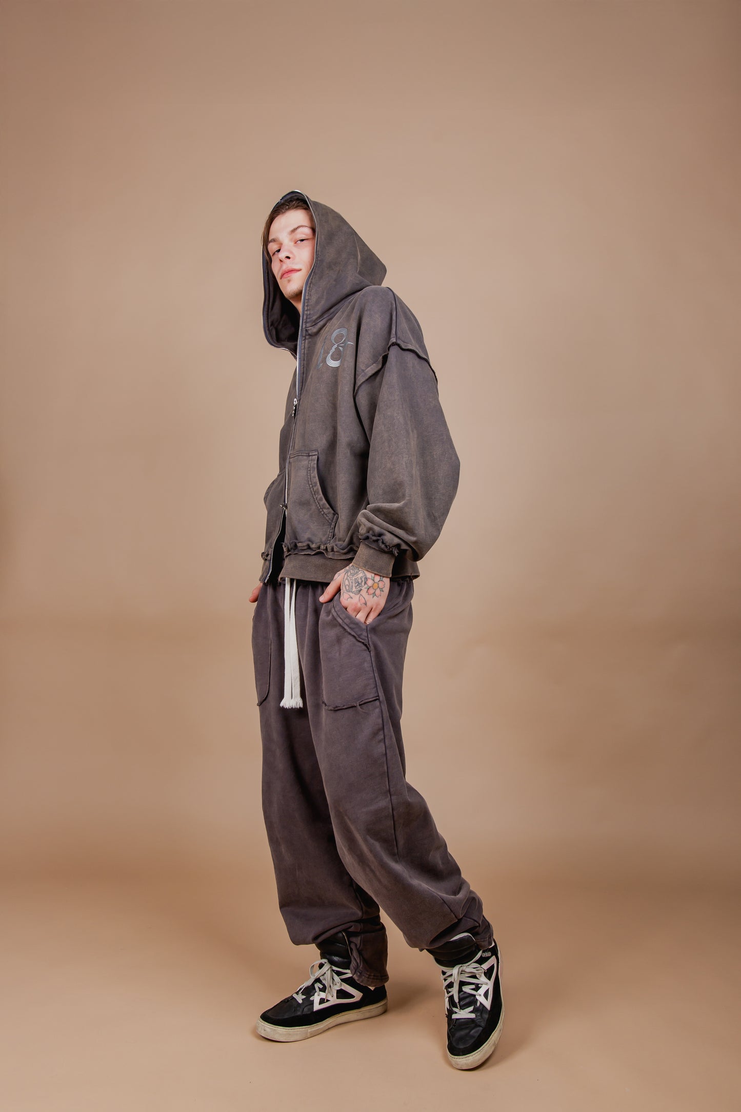 WASHED DOUBLE ZIP HOODIE black