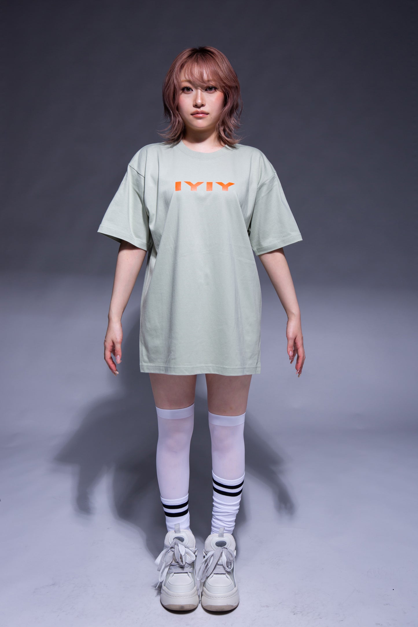 IYIY T-SHIRT olive