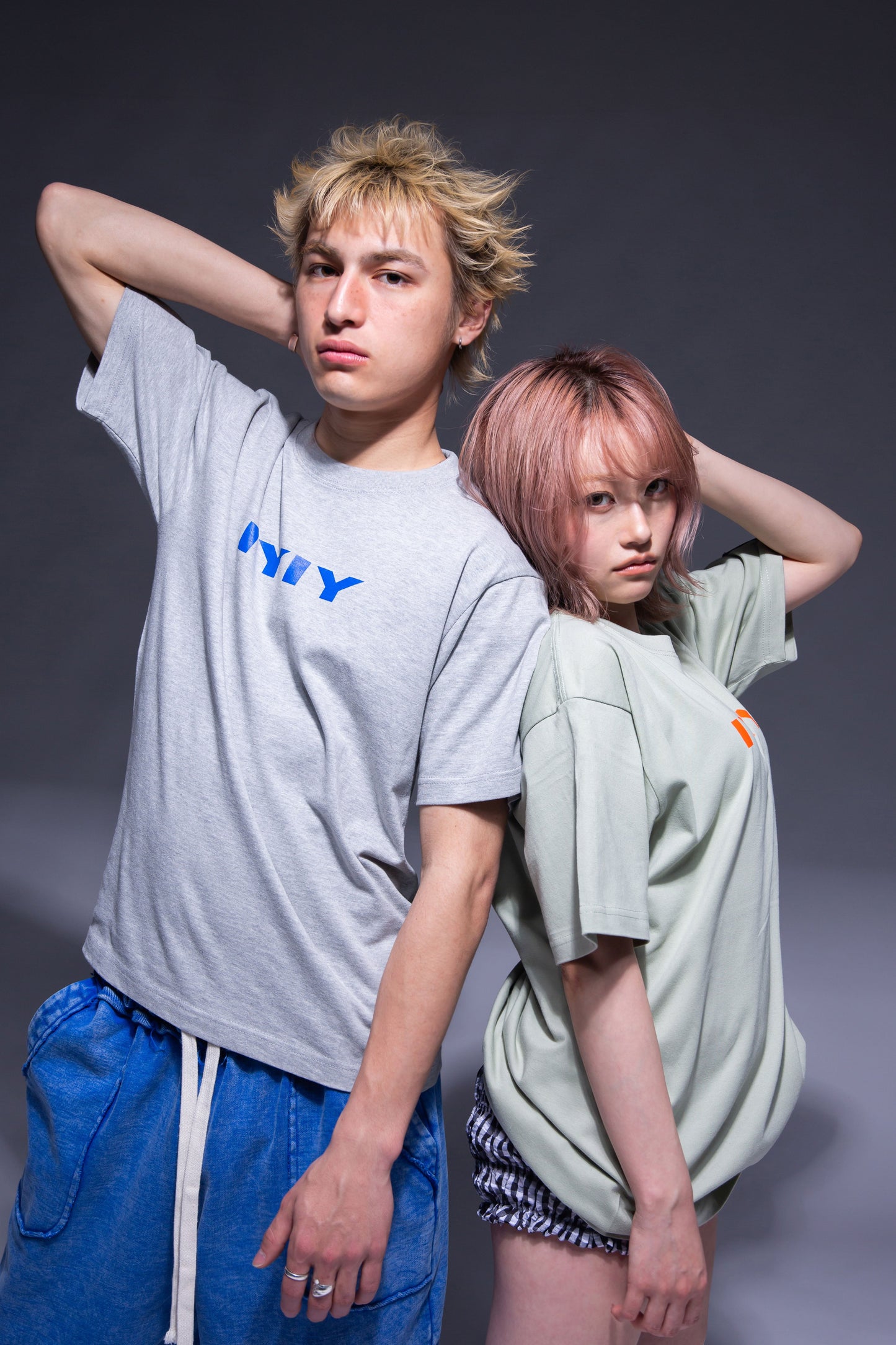 IYIY T-SHIRT olive
