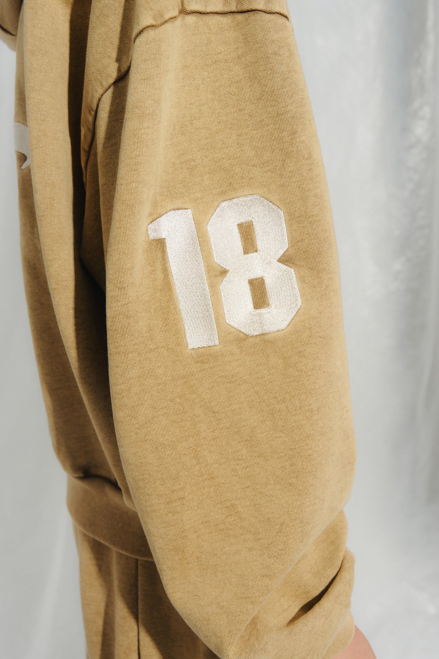 SYMBOL LOGO ZIP HOODIE beige